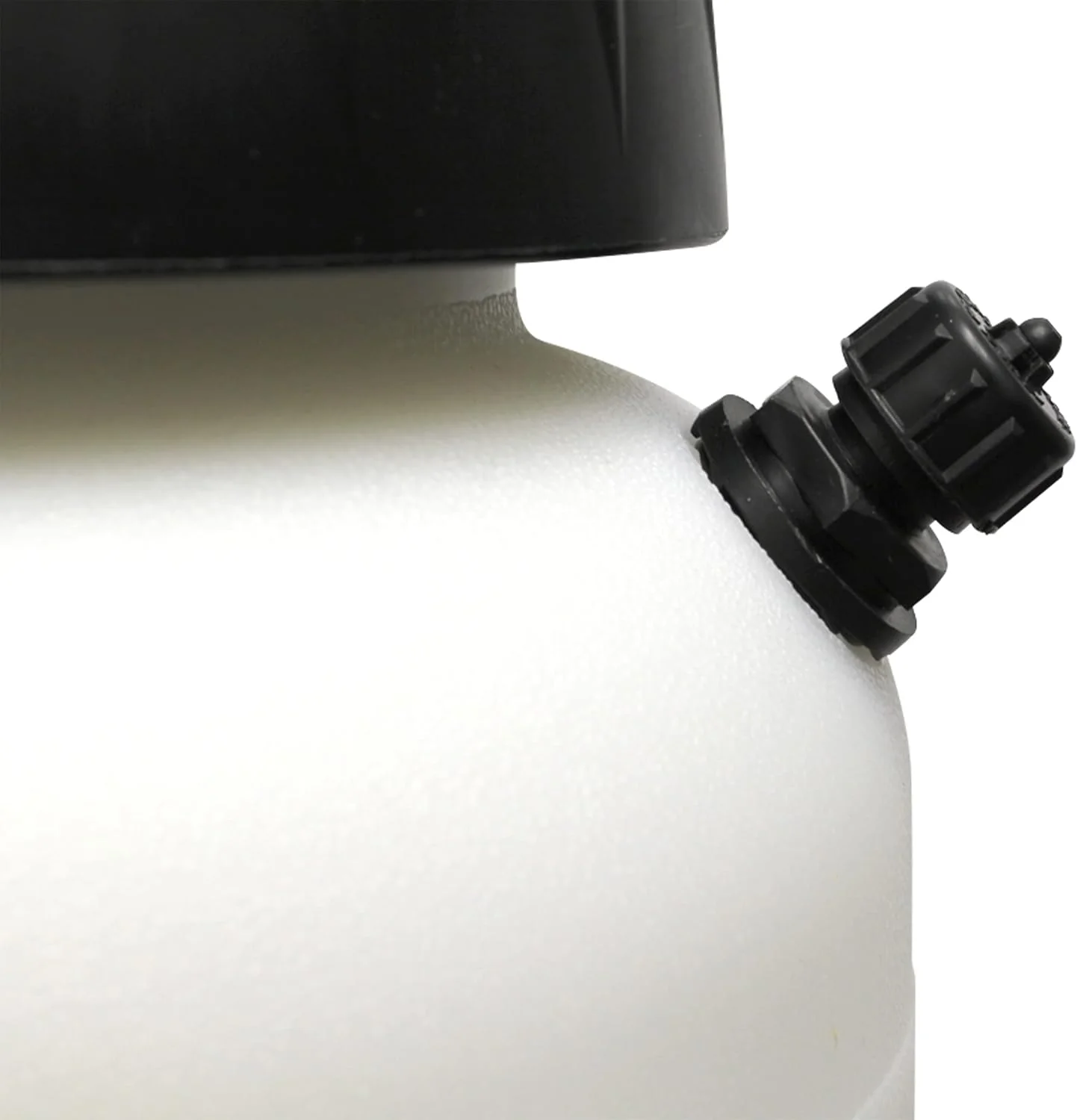 Chapin® XP ProSeries™ Poly Sprayer (1, 2, & 3 Gallon) - Image 4