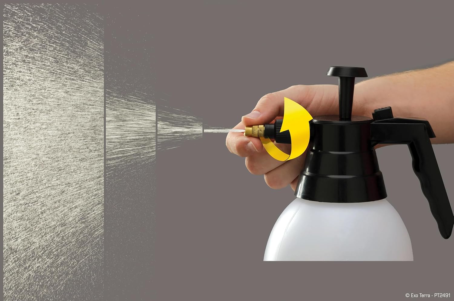 Exo Terra Spray Bottle, 2 quarts - Image 2