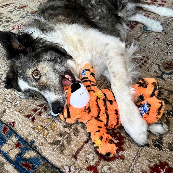 KONG Wild Knots Tiger Dog Toy – Durable Knotted Ropes Inside, Minimal Stuffing for Less Mess – Soft & Strong Chew Toy for Dogs - Image 5
