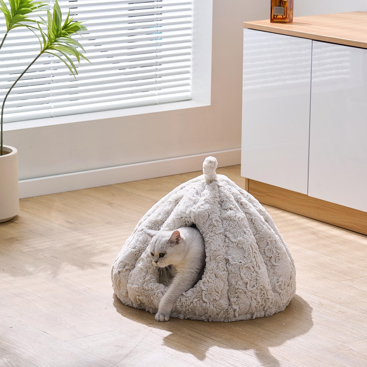 PetPals Cat Bed Made with a Soft Plush Material (Rose Hut) - Image 3