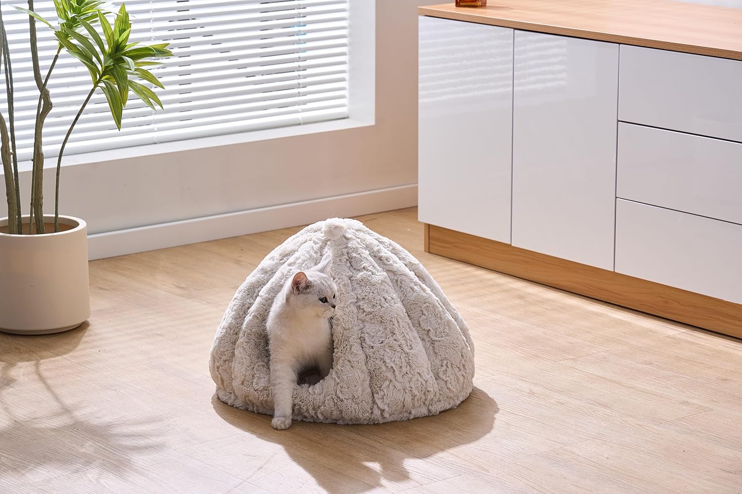 PetPals Cat Bed Made with a Soft Plush Material (Rose Hut) - Image 7