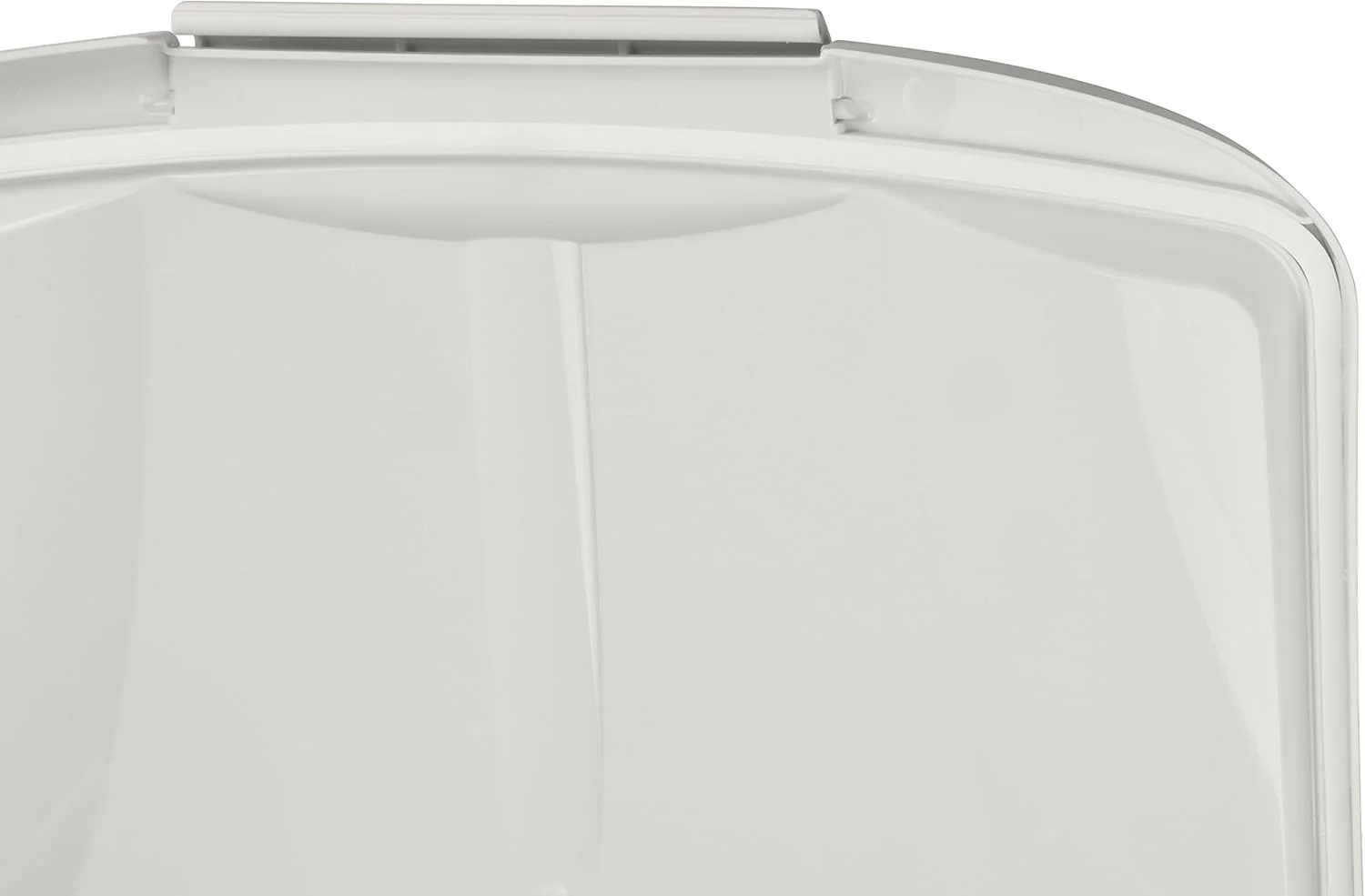 Van Ness Food Container with Fresh-Tite Seal and Wheels - Image 10