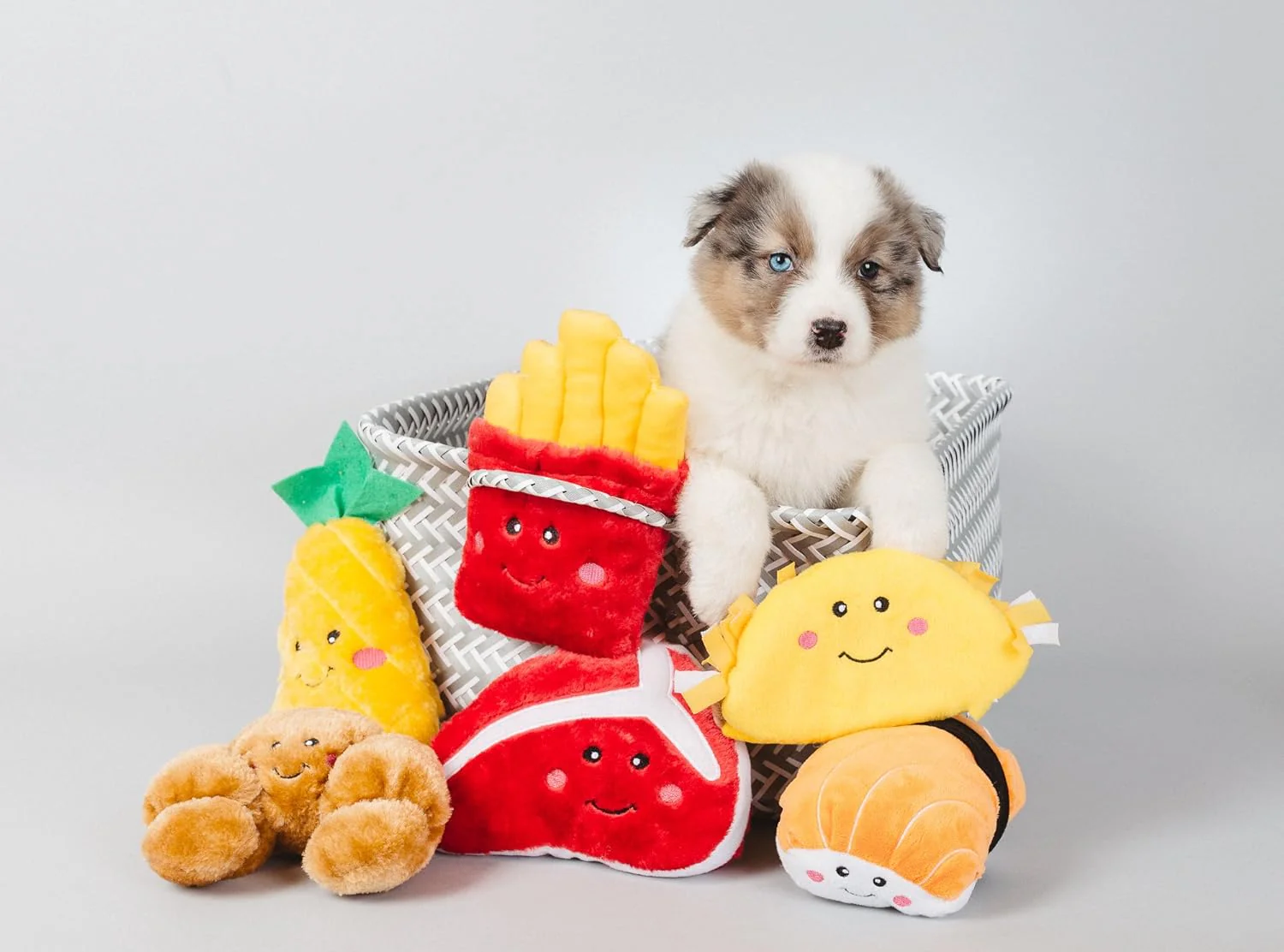 ZippyPaws NomNomz Plush Taco Dog Toy - Image 4